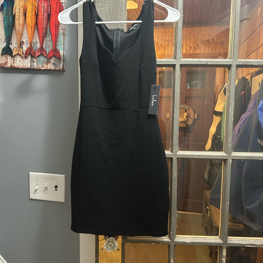 Lulu's Black Sheath Mini Dress Scoop Neck Sleeveless